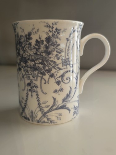 Laura ashley tuileries mug - laura,
