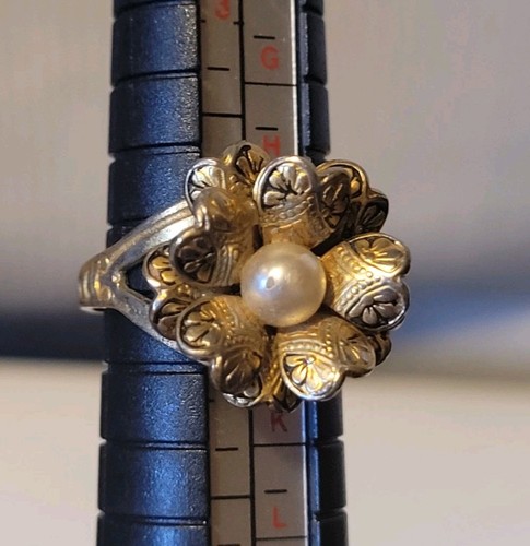 Adjustable detailed gold tone - adjustable,
