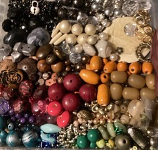 Job Lot Mixed Beads Over 500g New & Reclaimed . Jewellery Making .VGC