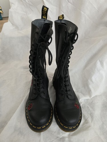 Martens embroidered vonda - embroidered,