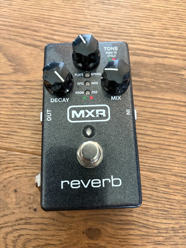 Mxr digital reverb - reverb, pedal