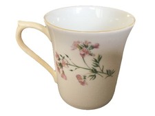 QUEENS Fine Bone China Mug