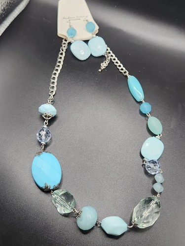 0134 nwt blue statement - -,