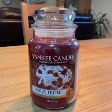 Yankee Candle Berry Trifle Large 623g Jar . New in Mint Condition 2016 