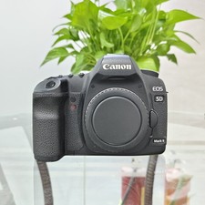 Canon EOS 5D Mark II Digital