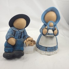Vtg Blue Faceless Amish Family