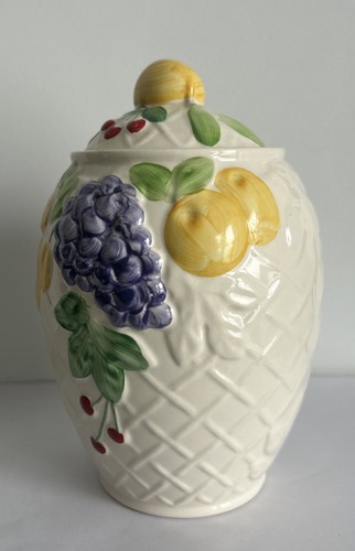 Vintage wade fruit basket - wade,