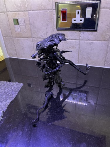 Kenner alien queen figure - kenner,
