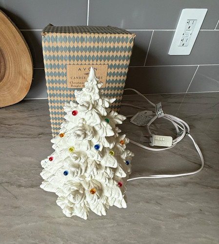 Vtg lighted ceramic christmas - lighted,