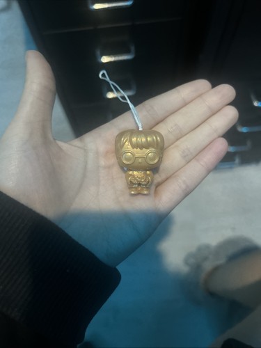 Harry potter kinder - egg, golden