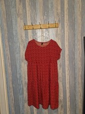Emery Rose Size L Red Heart