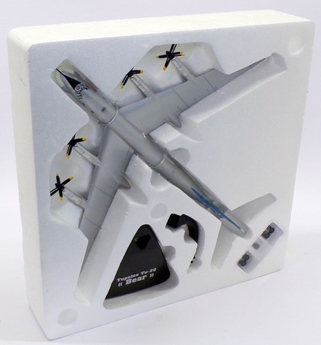 Atlas editions 33cm - 33cm, wide