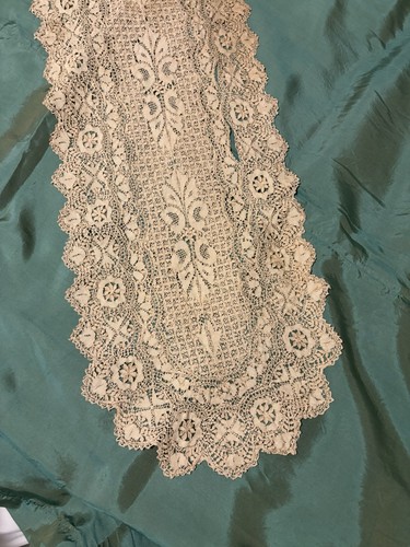 Antique maltese silk bobbin - silk,