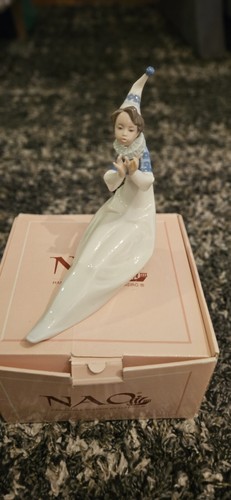 Retired lladro spain - retired, porcelain
