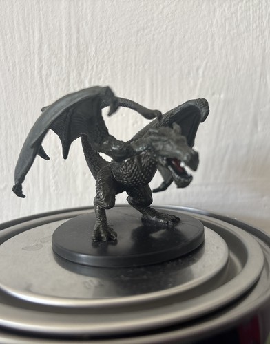 Dungeons and dragons - dragons, miniature