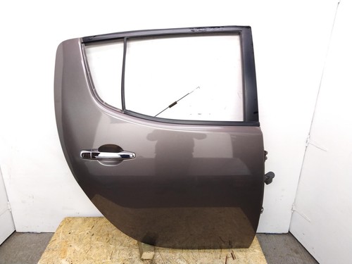 Mitsubishi l200 door right off - l200,