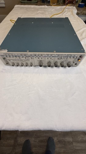 Tektronix 146 ntsc test signal - 146,