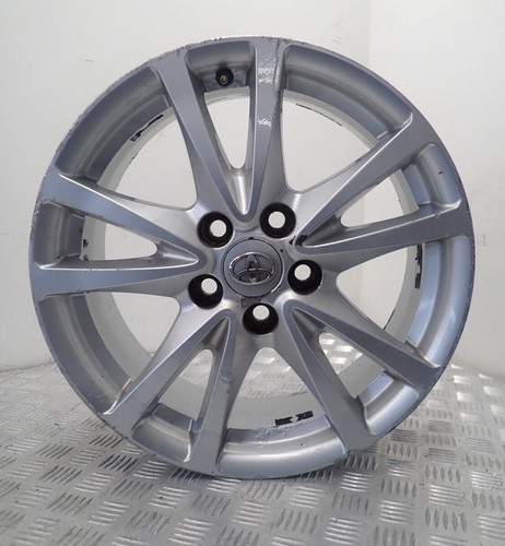 Toyota avensis silver - , 17"