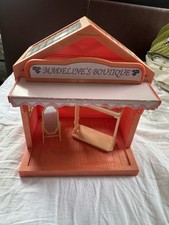 Sylvanian Families –