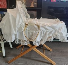 Moses Basket with Stand and