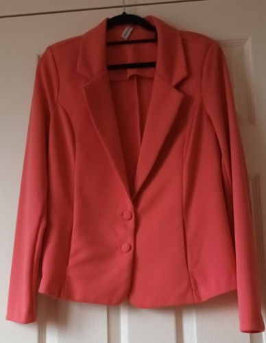 Ladies soya concept coral - concept,