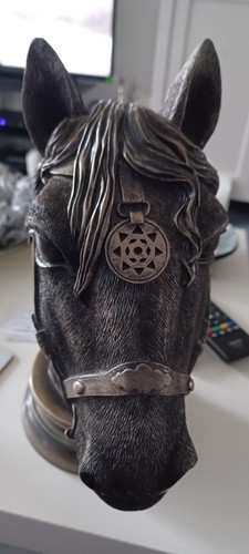 Leonardo collection horse head - leonardo,