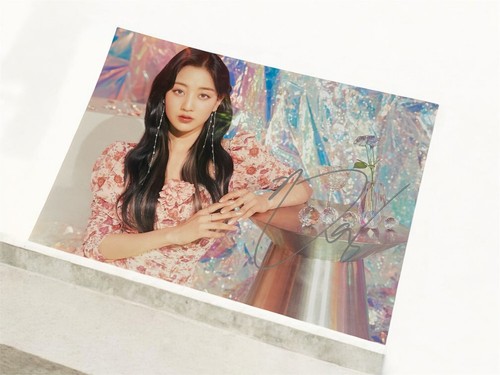 Twice jihyo hand autograph - hand,