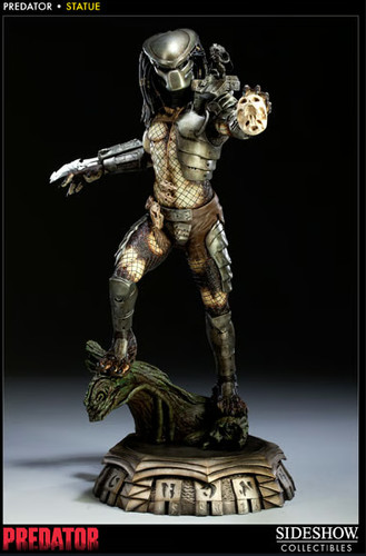 Predator statue exclusive - statue,