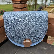 Ted Baker- ROXAANE- Flip Clasp