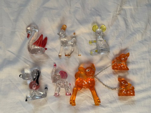 Clear lucite plastic animal - ,
