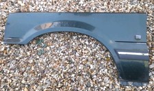 Range Rover P38 VOGUE 2001 NEARSIDE FRONT WING in EPSOM GREEN