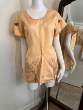 Vintage 1940s Peach Rayon