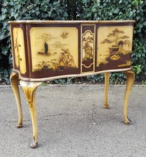 CHINOISERIE SIDE TABLE HALL