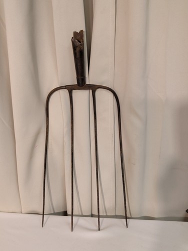 Vtg pitch fork - vtg, halloween