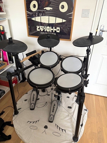 Alesis nitro max - alesis,
