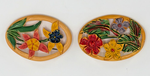 Verified two bakelite brooches - verified,