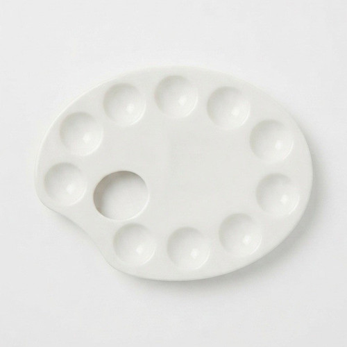White plastic artist paint - white,