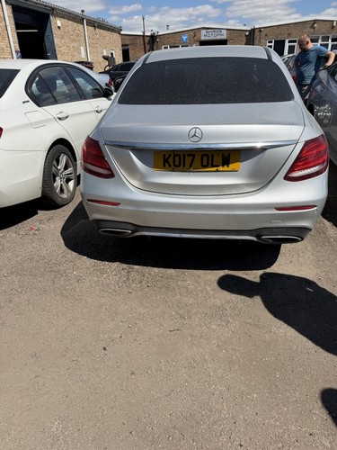 Mercedes benz e220 w13 - mercedes-benz,