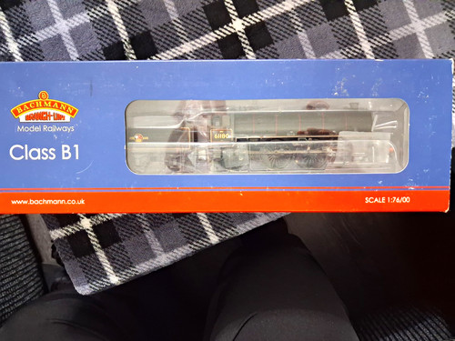 Bachmann class steam - b1,