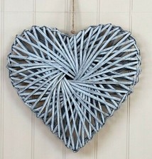 Medium Wicker Swirl hanging Heart 40 cm - Grey - Home Décor