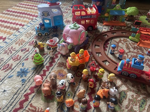 Elc happyland large bundle - happyland,