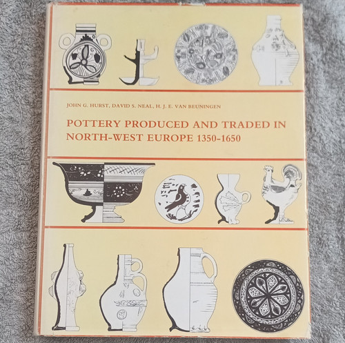 Hurst pottery produced - al, &