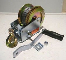 TRAILER WINCH HAND 450KG WITH