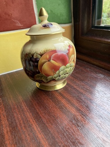 Aynsley orchard gold lidded - gold,