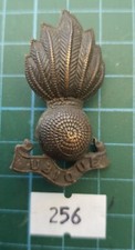 Original Cap Badge: 256) Royal