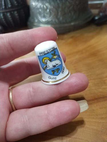 Birchcroft porcelain thimble - porcelain,
