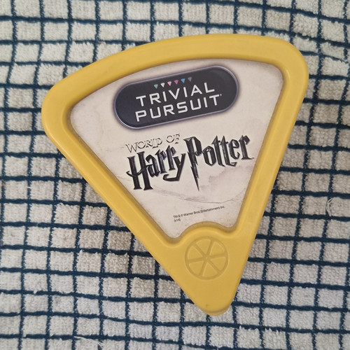 Hasbro trivial pursuit world - trivial, pursuit: