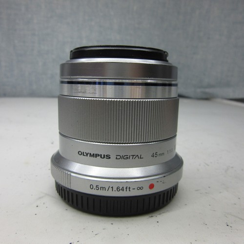 Olympus zuiko 45mm 1 8 - olympus m.zuiko,