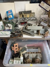 Hornby Buildings And Accessories Job Lot. Oo Gauge