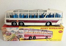 Dinky 952 Duple Vega Major